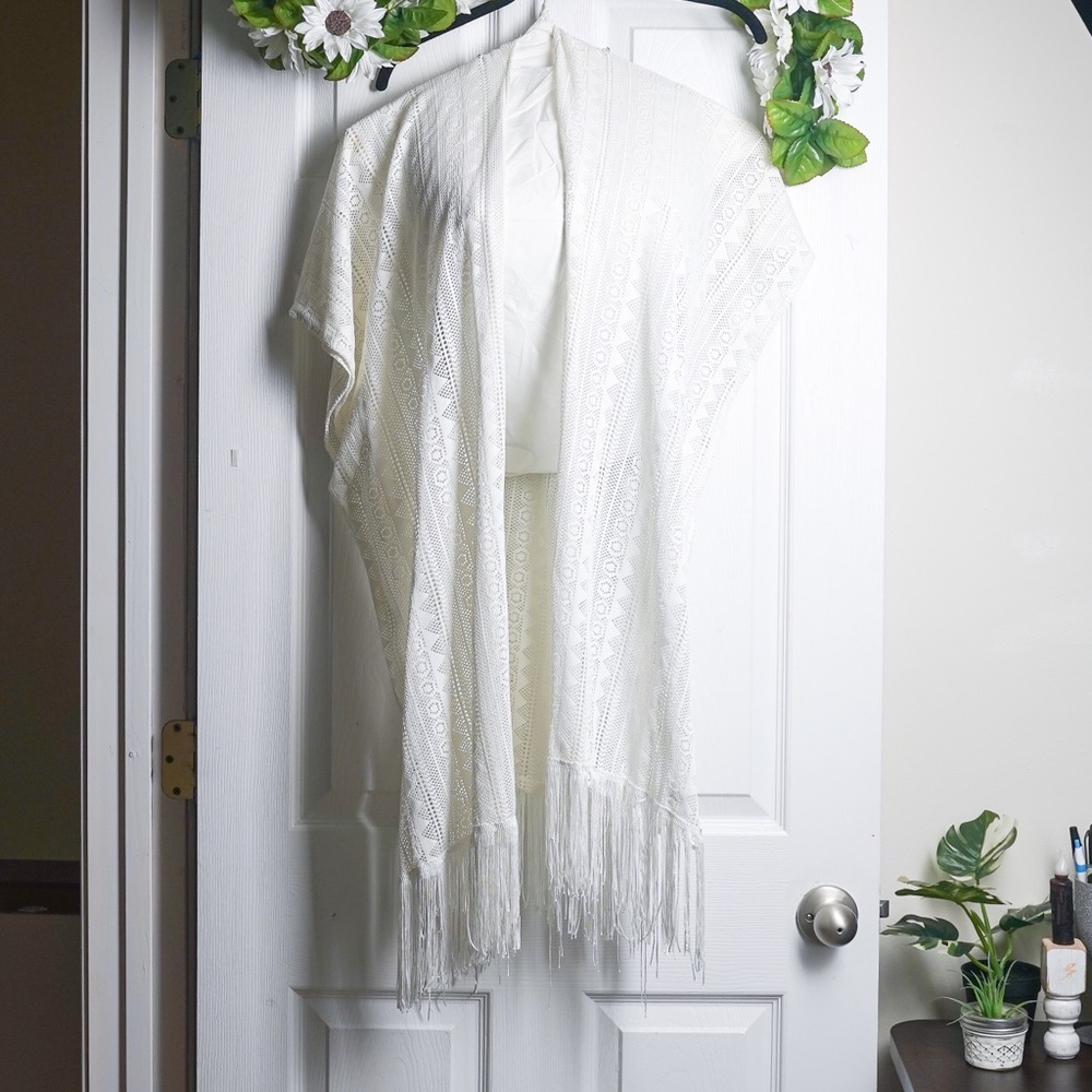Boho Lace Shawl Fringe White Ivory Open Front Kimono Poncho